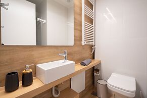 IO SUITES