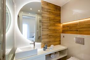 IO SUITES