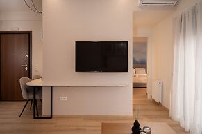 IO SUITES