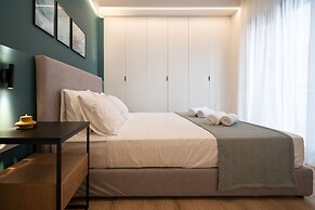 IO SUITES