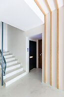 IO SUITES