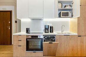 IO SUITES