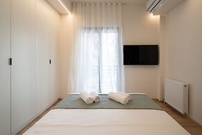 IO SUITES