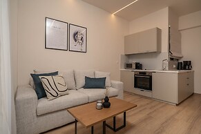 IO SUITES