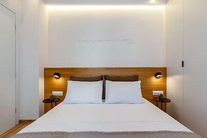 IO SUITES