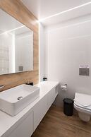 IO SUITES