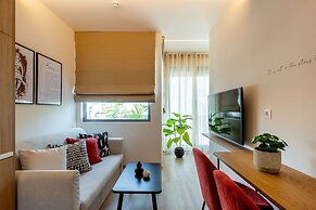 IO SUITES