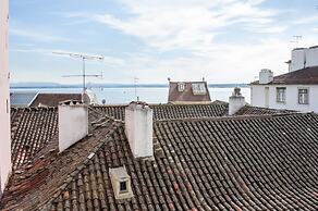Portas do Teatro Apartments
