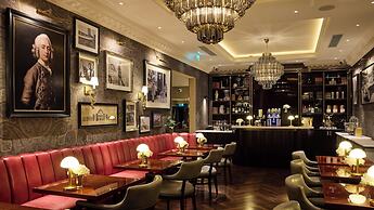 The Selwyn Hotel