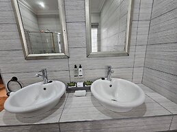 Leopard Corner Lodge