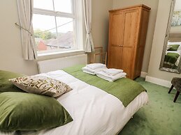 Heanor House