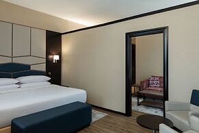 Four Points by Sheraton Production City, Dubai