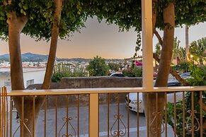 Venetian Charming ,stone-built Apartment Rethymno