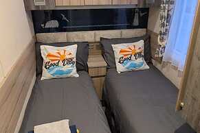 Lighthouse Lodge - Dog Friendly Nr Sutton on Sea