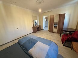 Rova Hostel