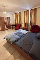 Rova Hostel