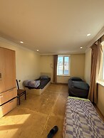 Rova Hostel