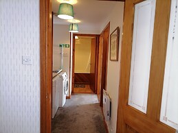 Impeccable 2-bed Flat in Wick