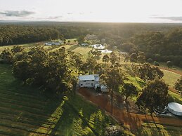 Ampersand Estates
