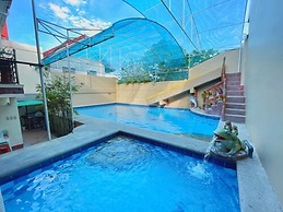 Weekdays Hot Spring Resort by Cocotel