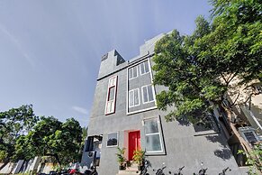 UPAR Hotels Uthandi ECR