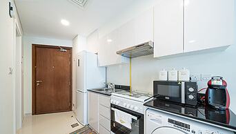 Viridis Residence Cozy Studio Living