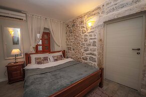 Antika Guesthouse