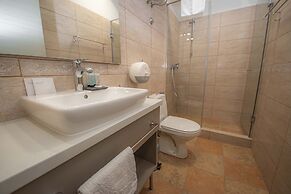 Antika Guesthouse