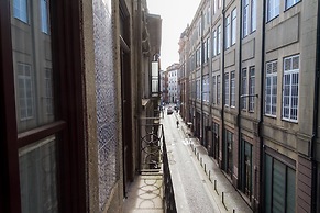 Liiiving - Historic Clérigos Studio - 2F
