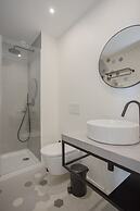 Liiiving -Luxury Beachfront Apartment II