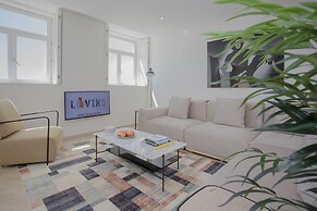 Liiiving - Luxury Beachfront Apartment V