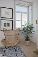 Liiiving-Luxury Beachfront Apartment III