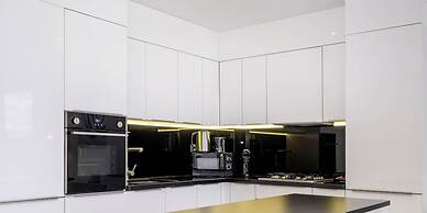 LUX The Pad Executive Suite 2