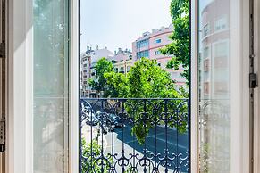 Conde 3BDR Luxury