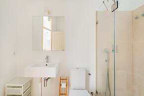 Conde 3BDR Luxury