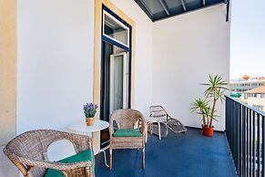 Conde 3BDR Luxury