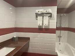 Season Inn Hotel
