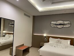 Season Inn Hotel