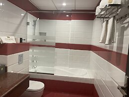 Season Inn Hotel