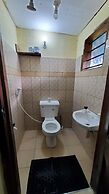 Nice and Cosy Studio En-suite, Kitchenette, Kenya