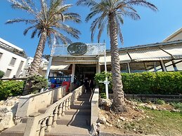 Jaffa Getaway