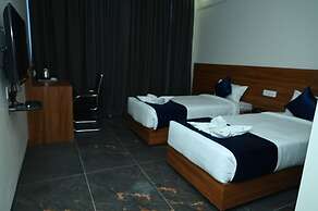 Hotel Makhan Vihar