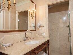 Ebel Boutique Hotel