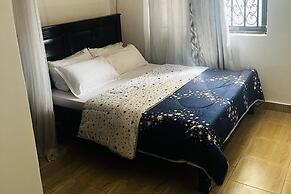 House - Sleeps 6 - Parking - Garden