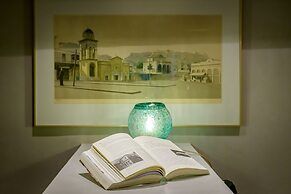 Urban Tales