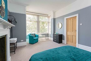 Orchard Lodge