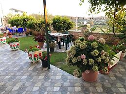 Green Garden Villa