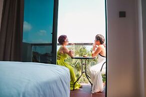 Ari Grand Hotel & Spa
