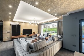 Andalus Villas