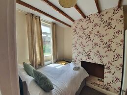 Halmers Park House